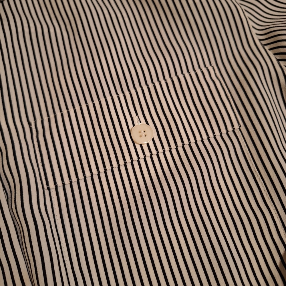 Striped Collared Shirt - Picture 3 of 4
